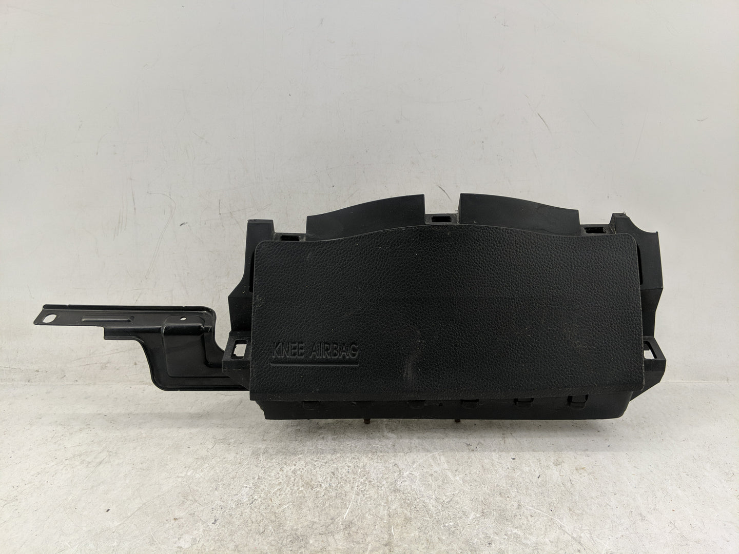 2013-2018 Hyundai Santa Fe Air Bag Driver Left Knee OEM P/N:56970-4Z000RYN Fits Fits 2013 2014 2015 2016 2017 2018 OEM Used 