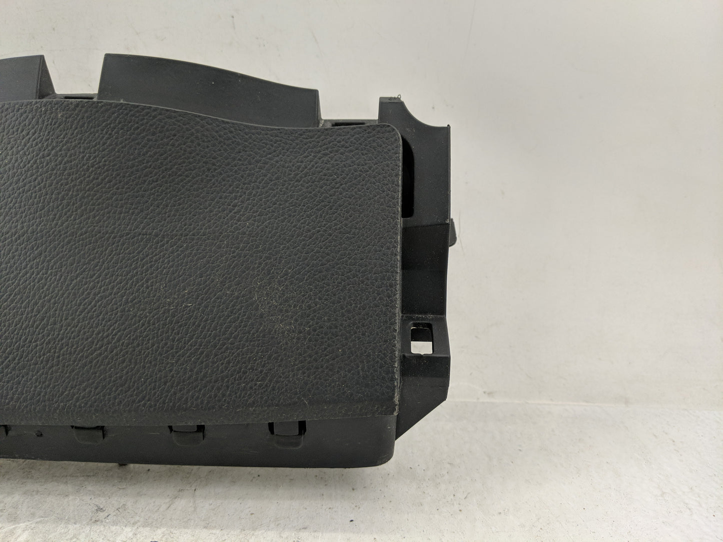 2013-2018 Hyundai Santa Fe Air Bag Driver Left Knee OEM P/N:56970-4Z000RYN Fits Fits 2013 2014 2015 2016 2017 2018 OEM Used 