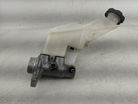 2013-2019 Hyundai Santa Fe Brake Master Cylinder 1290042 - Oemusedautoparts1.com