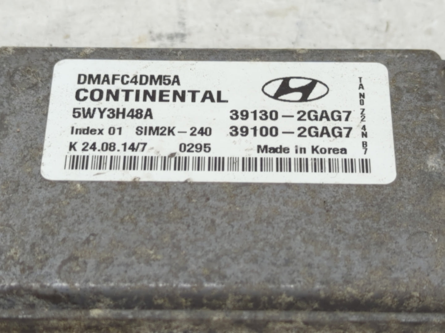 2015 Hyundai Santa Fe PCM Engine Control Computer ECU ECM PCU OEM P/N:39130-2GAG7 Fits OEM Used Auto Parts - Oemusedautopart