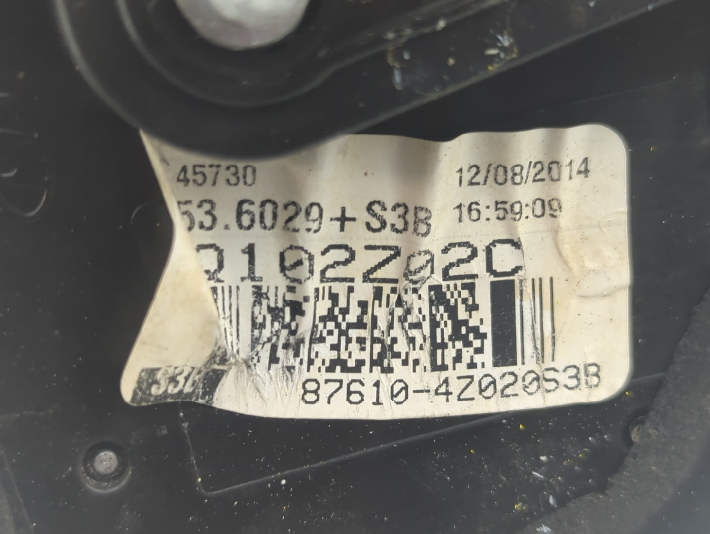 2015-2018 Hyundai Santa Fe Driver Side View Mirror - Left Door Mirror OEM Used - Oemusedautoparts1.com