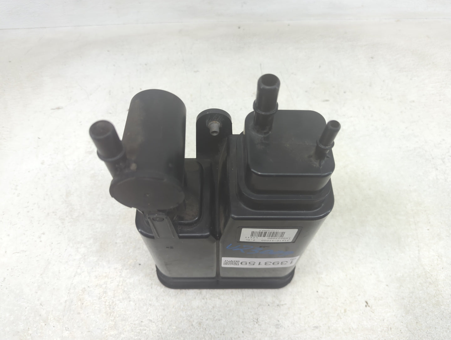 2015 Hyundai Santa Fe Fuel Vapor Charcoal Canister - Oemusedautoparts1.com