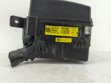 2013-2016 Hyundai Santa Fe Fusebox Fuse Box Panel Relay Module P/N:N91210-B8501 91210 B8501 Fits Fits 2013 2014 2015 2016 OEM Used Auto Parts