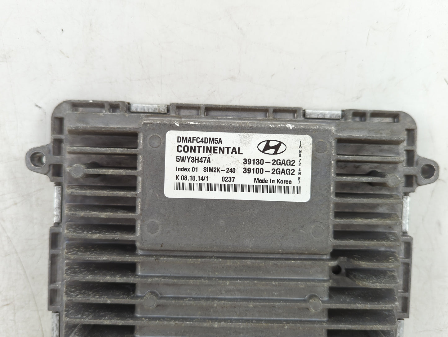 2015 Hyundai Santa Fe PCM Engine Control Computer ECU ECM PCU OEM P/N:39100-2GAG2 39130-2GAG2 Fits OEM Used Auto Parts - Oem