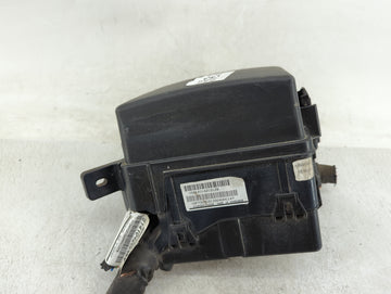 2015 Hyundai Santa Fe Fusebox Fuse Box Panel Relay Module Fits OEM Used Auto Parts - Oemusedautoparts1.com