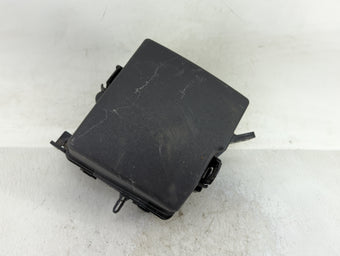 compare product 2013-2016 Hyundai Santa Fe Fusebox Fuse Box Panel Relay Module P/N:91210 B8501 Fits Fits 2013 2014 2015 2016 OEM Used Auto Parts