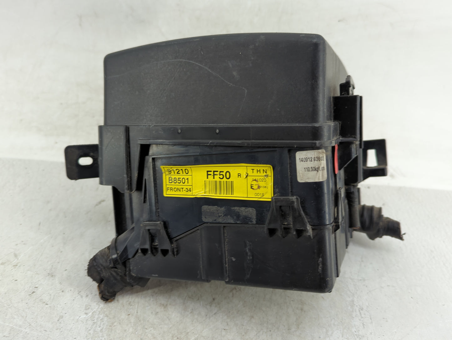 2013-2016 Hyundai Santa Fe Fusebox Fuse Box Panel Relay Module P/N:91210 B8501 Fits Fits 2013 2014 2015 2016 OEM Used Auto P