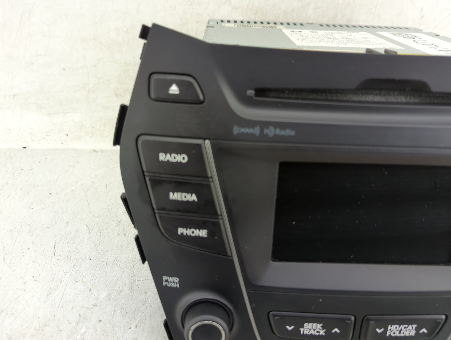 2015-2016 Hyundai Santa Fe Radio AM FM Cd Player Receiver Replacement Fits Fits 2015 2016 OEM Used Auto Parts - Oemusedautop