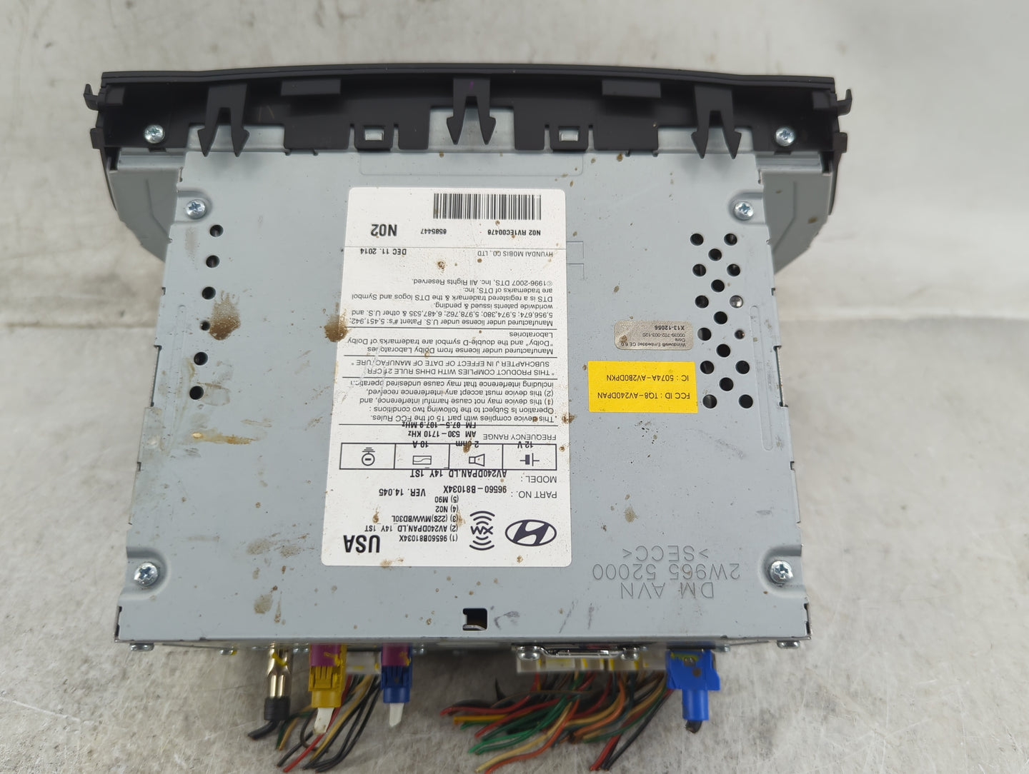 2013-2016 Hyundai Santa Fe Radio AM FM Cd Player Receiver Replacement P/N:96560-B8103XX AV240DPAN.LD Fits Fits 2013 2014 201