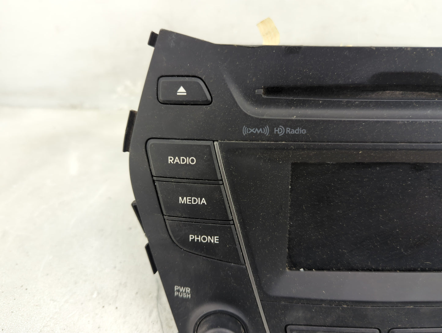 2013-2018 Hyundai Santa Fe Radio AM FM Cd Player Receiver Replacement P/N:96180B89514X AM943DMAN Fits OEM Used Auto Parts - 