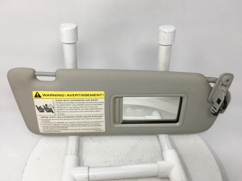 2015 Hyundai Santa Fe Sun Visor Shade Replacement Passenger Right Mirror Fits OEM Used Auto Parts - Oemusedautoparts1.com