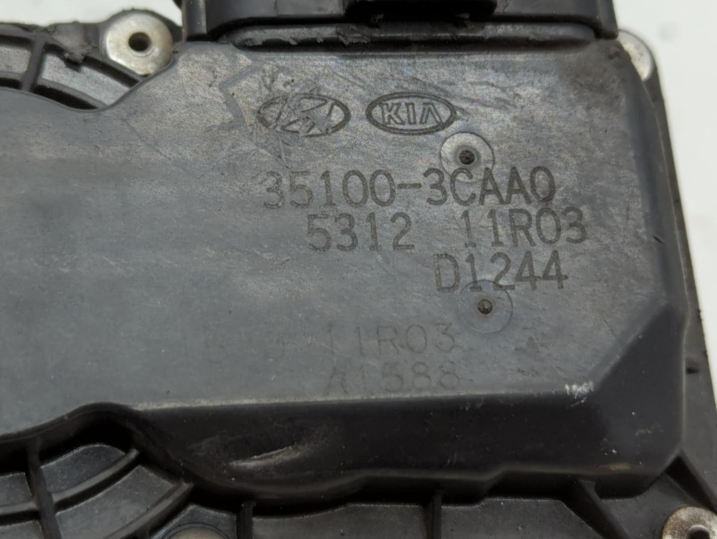 2013-2018 Hyundai Santa Fe Throttle Body P/N:5312 7S14 5310 4P18, 35100-3CAA0 Fits Fits 2012 2013 2014 2015 2016 2017 2018 O
