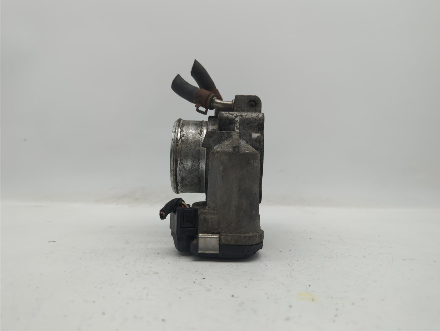 2015 Hyundai Santa Fe ABS Pump Control Module Replacement P/N:35100-2G710 Fits Fits 2007 2008 2009 OEM Used Auto Parts - Oem