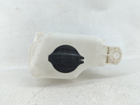 2013 Hyundai Santa Fe Radiator Coolant Overflow Expansion Tank Bottle - Oemusedautoparts1.com