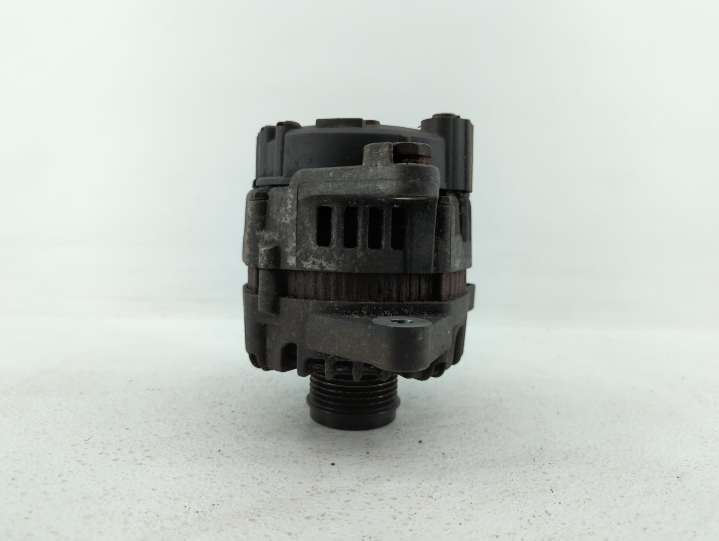 2015 Hyundai Santa Fe Alternator Replacement Generator Charging Assembly Engine OEM P/N:37300-2G800 37300-2G900 Fits OEM Use