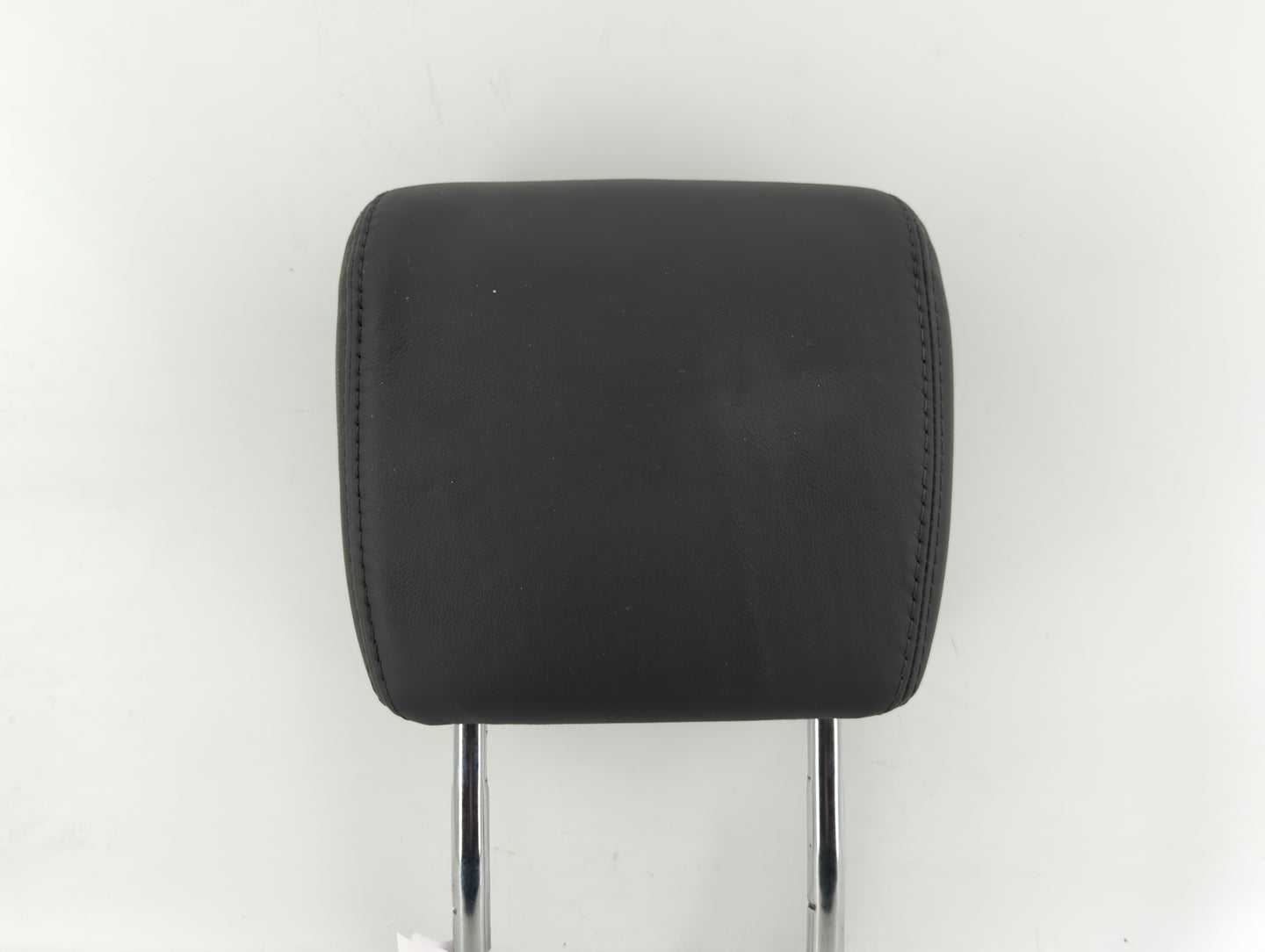 2013-2016 Hyundai Santa Fe Headrest Head Rest Front Driver Passenger Seat Fits Fits 2013 2014 2015 2016 OEM Used Auto Parts 