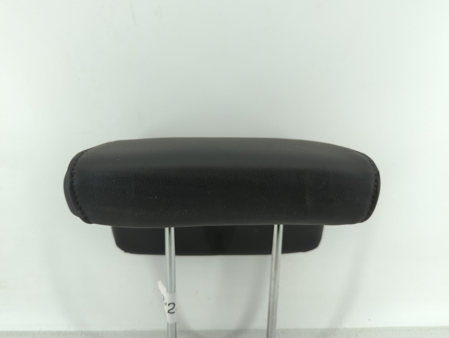 2013-2016 Hyundai Santa Fe Headrest Head Rest Front Driver Passenger Seat Fits Fits 2013 2014 2015 2016 OEM Used Auto Parts 