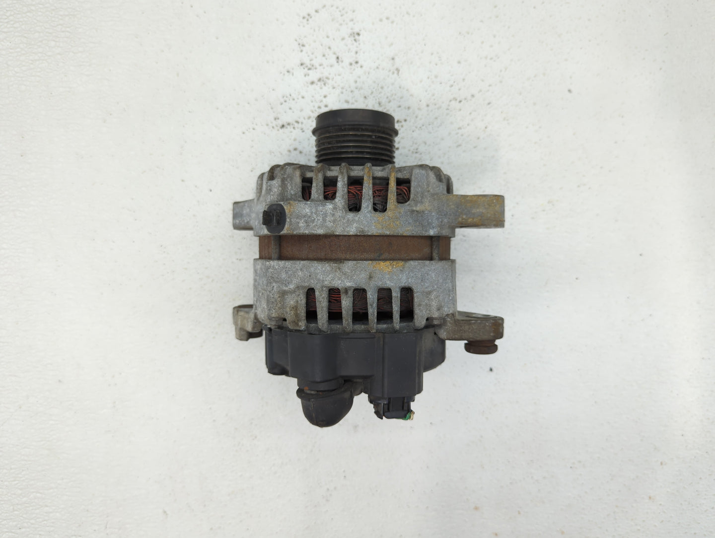 2015 Hyundai Santa Fe Alternator Replacement Generator Charging Assembly Engine OEM P/N:37300-2G800 37300-2G900 Fits OEM Use