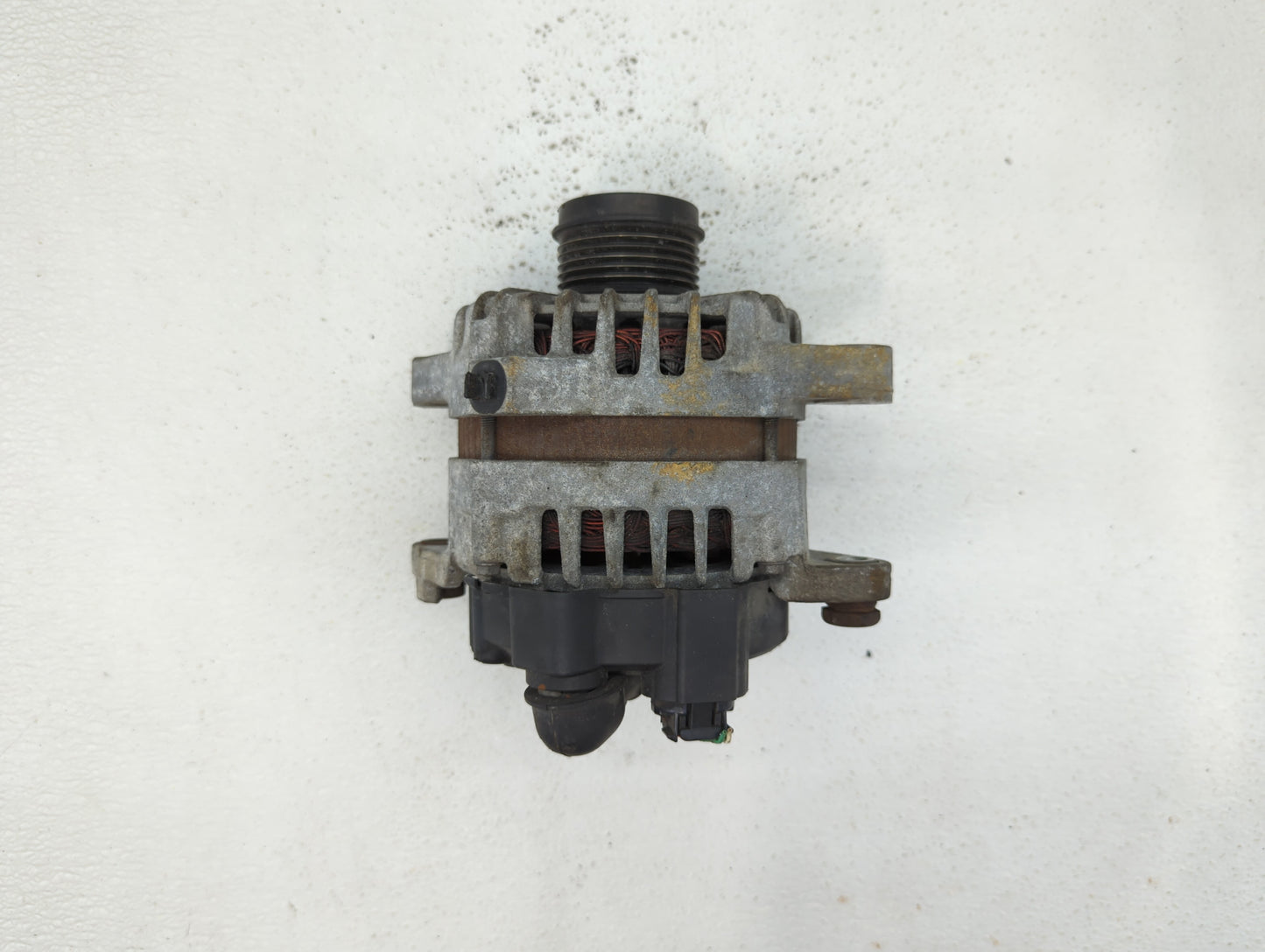 2015 Hyundai Santa Fe Alternator Replacement Generator Charging Assembly Engine OEM P/N:37300-2G800 37300-2G900 Fits OEM Use