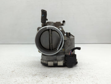 2015 Hyundai Santa Fe Throttle Body P/N:35100-2G700 Fits Fits 2011 2012 2013 2014 2016 OEM Used Auto Parts - Oemusedautopart