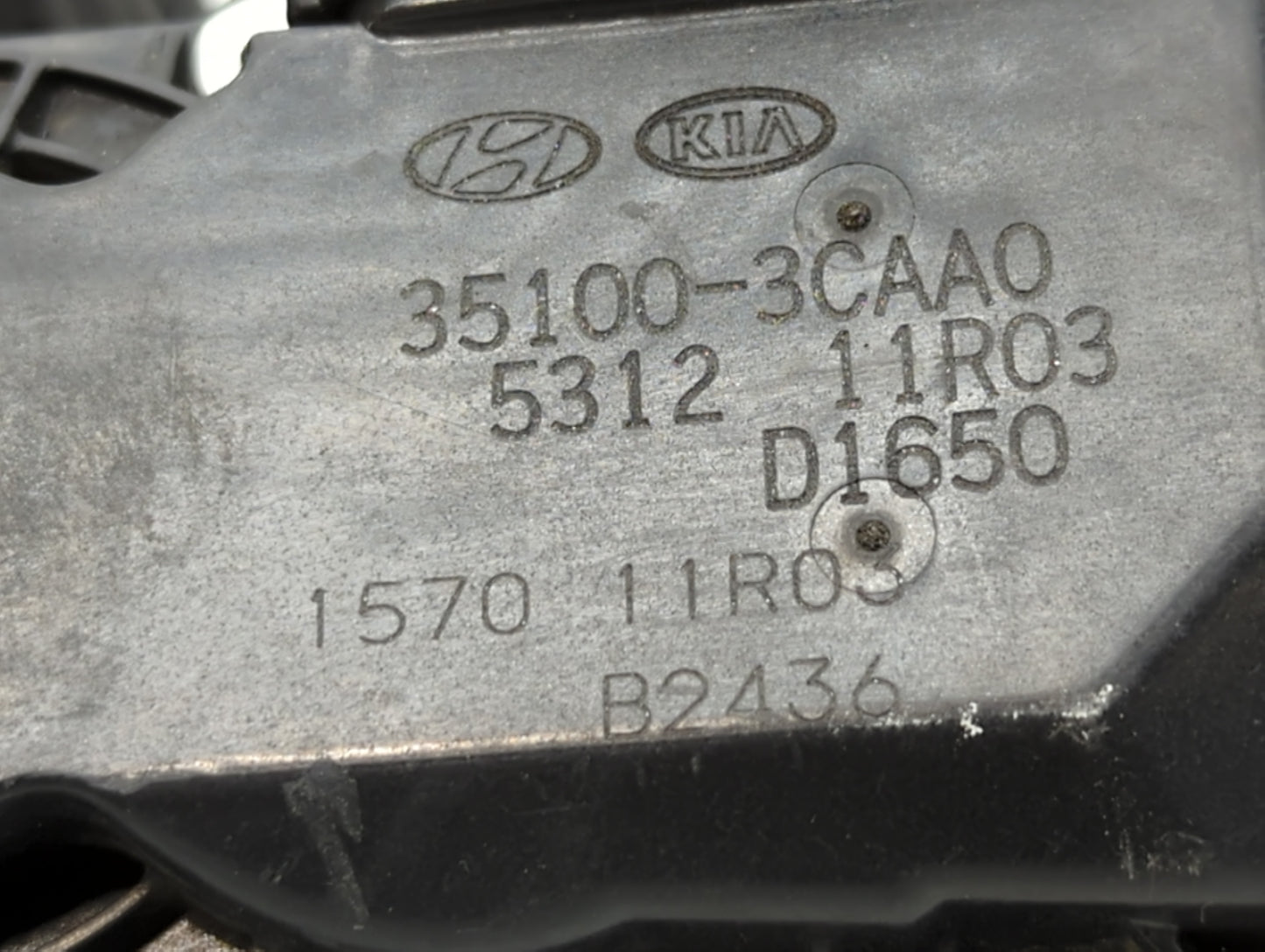 2013-2018 Hyundai Santa Fe Throttle Body P/N:35100-3caa0 Fits Fits 2012 2013 2014 2015 2016 2017 2018 OEM Used Auto Parts - 