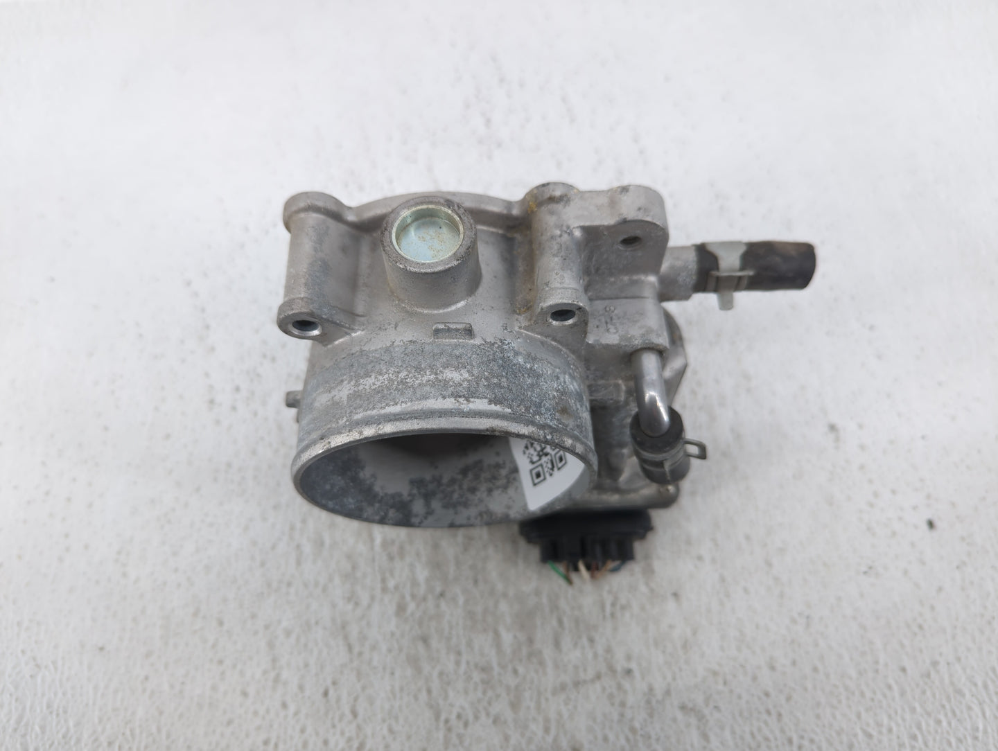 2013-2018 Hyundai Santa Fe Throttle Body P/N:35100-3CAA0 Fits Fits 2012 2013 2014 2015 2016 2017 2018 OEM Used Auto Parts - 