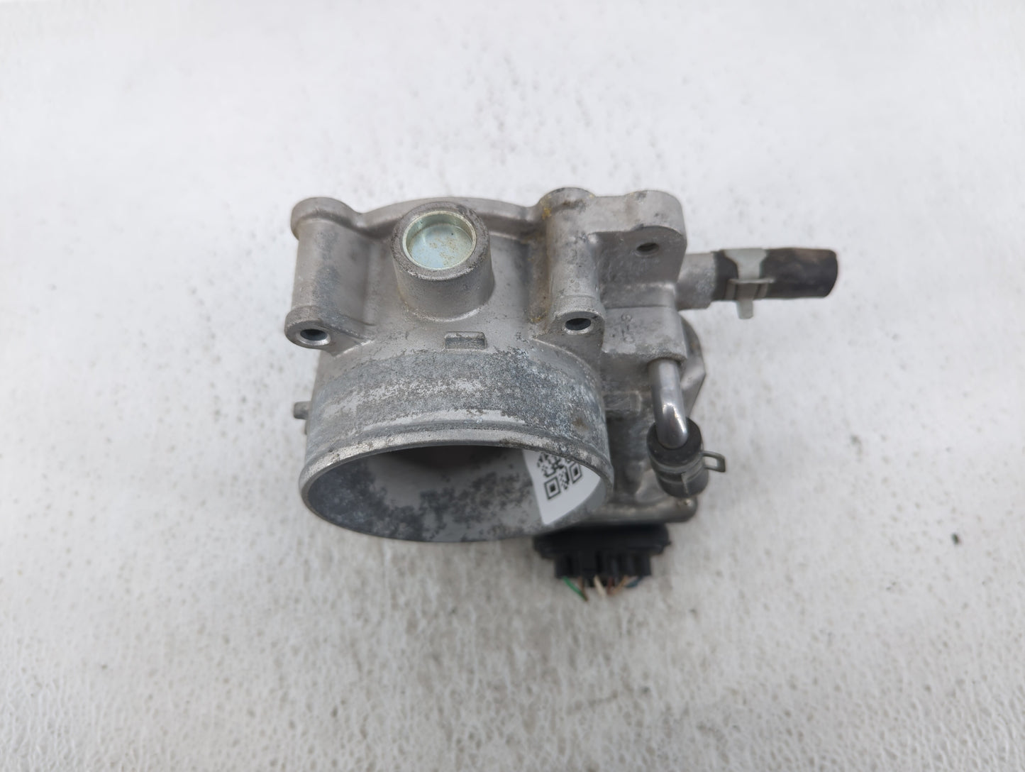 2013-2018 Hyundai Santa Fe Throttle Body P/N:35100-3CAA0 Fits Fits 2012 2013 2014 2015 2016 2017 2018 OEM Used Auto Parts - 