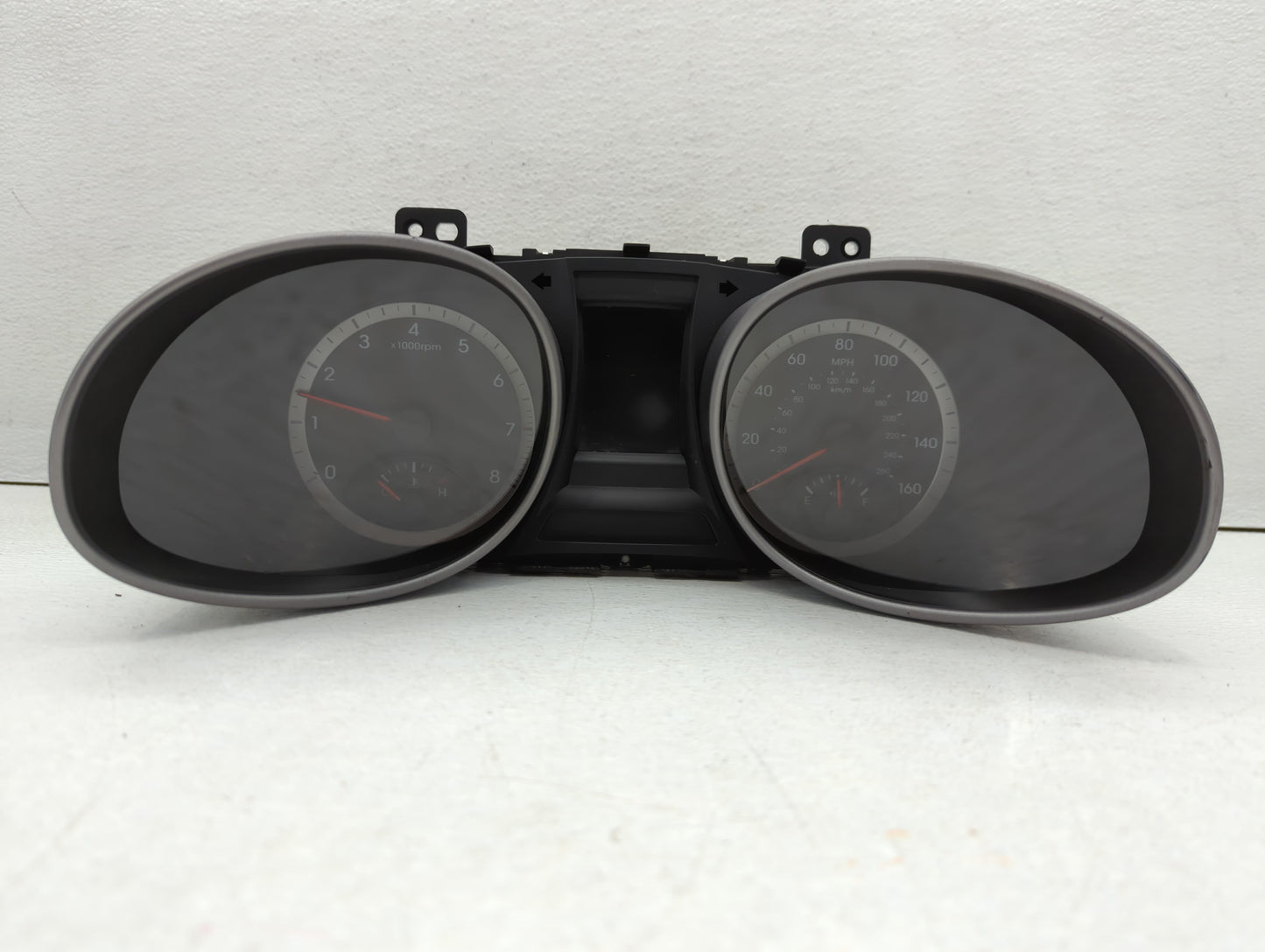 2015-2016 Hyundai Santa Fe Instrument Cluster Speedometer Gauges P/N:11002-987110H 94001-B8240 Fits Fits 2015 2016 OEM Used 