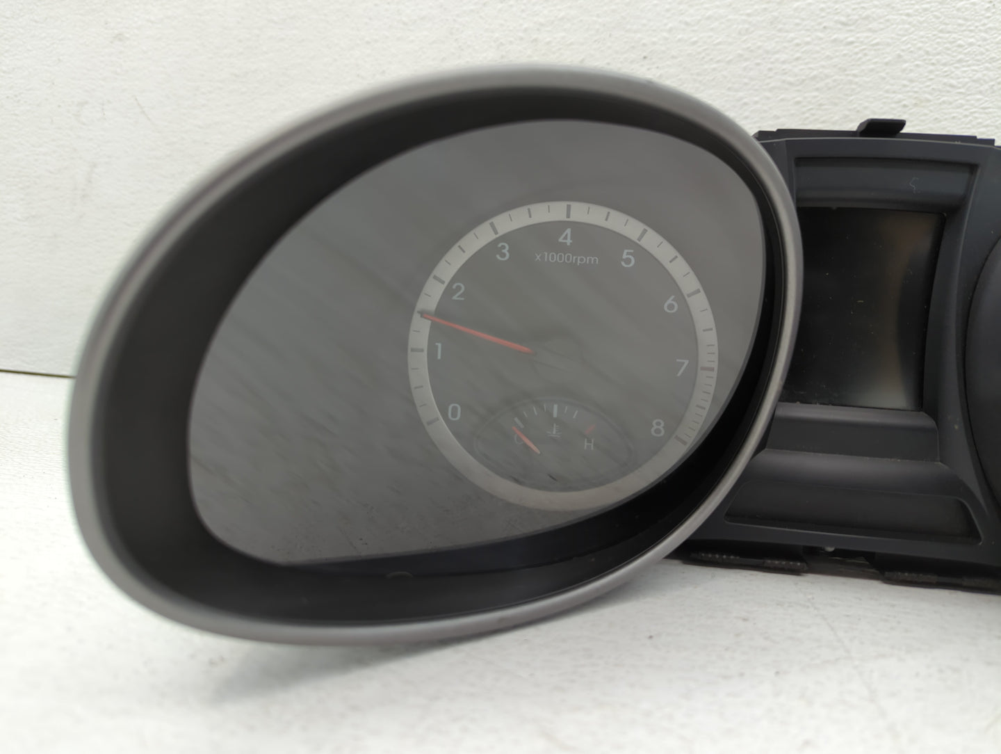 2015-2016 Hyundai Santa Fe Instrument Cluster Speedometer Gauges P/N:11002-987110H 94001-B8240 Fits Fits 2015 2016 OEM Used 