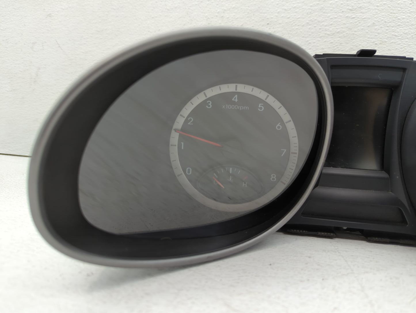 2015-2016 Hyundai Santa Fe Instrument Cluster Speedometer Gauges P/N:11002-987110H 94001-B8240 Fits Fits 2015 2016 OEM Used 