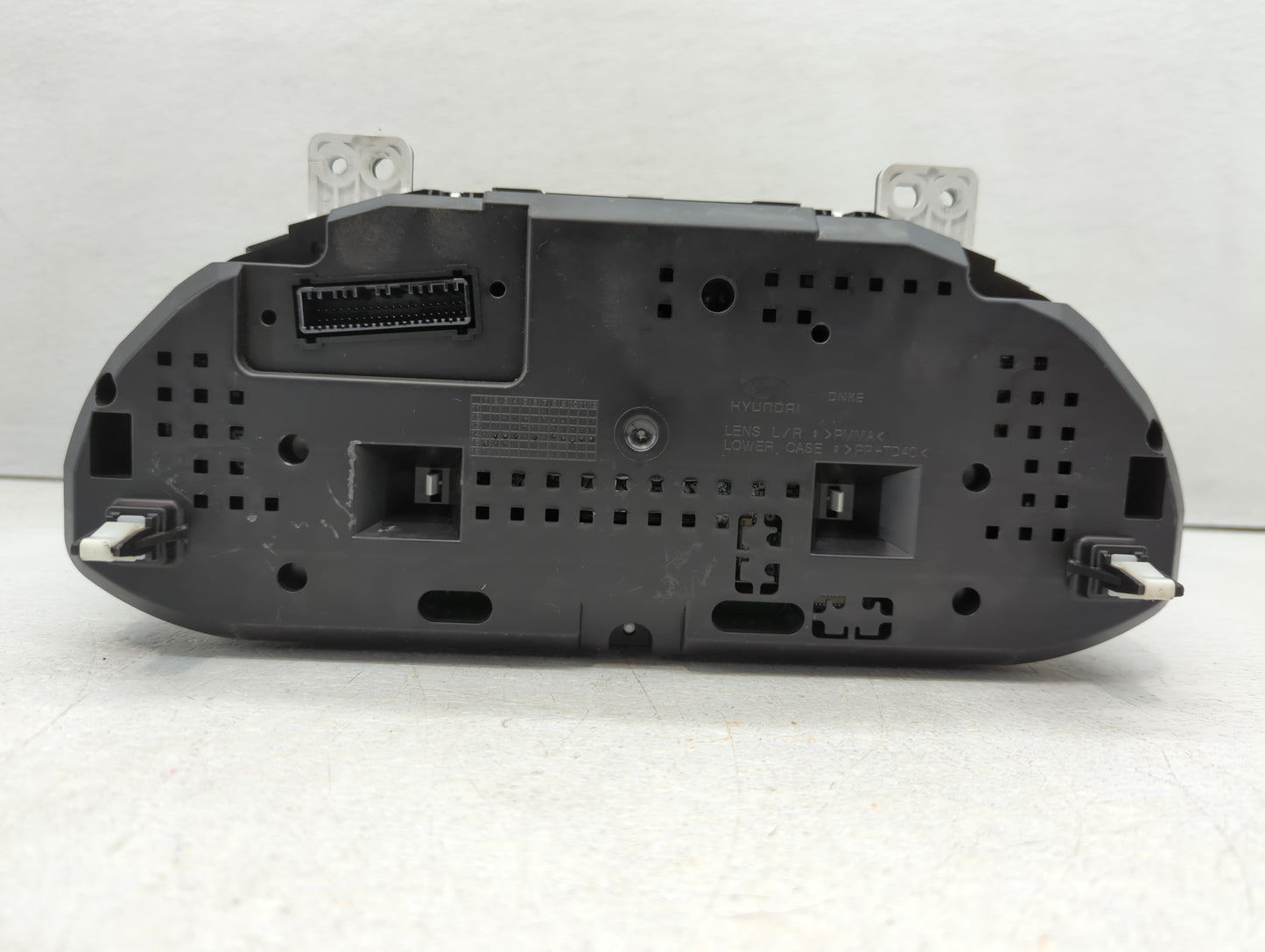2015-2016 Hyundai Santa Fe Instrument Cluster Speedometer Gauges P/N:11002-987110H 94001-B8240 Fits Fits 2015 2016 OEM Used 