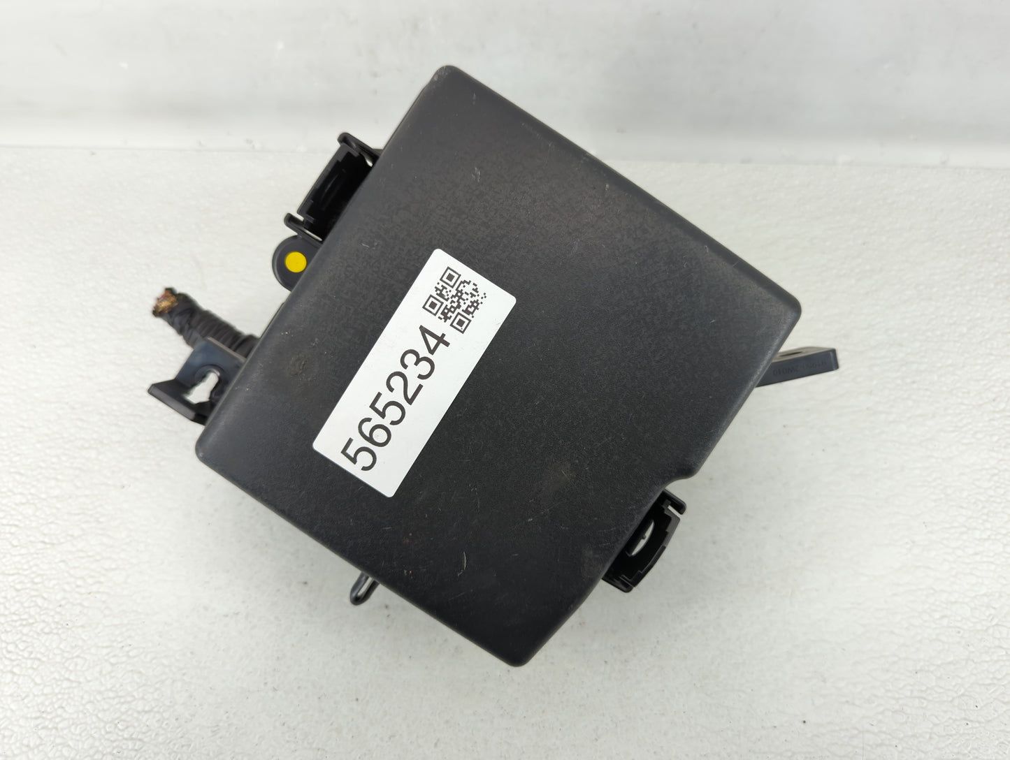 2015 Hyundai Santa Fe Fusebox Fuse Box Panel Relay Module P/N:91941-4Z011 Fits OEM Used Auto Parts - Oemusedautoparts1.com