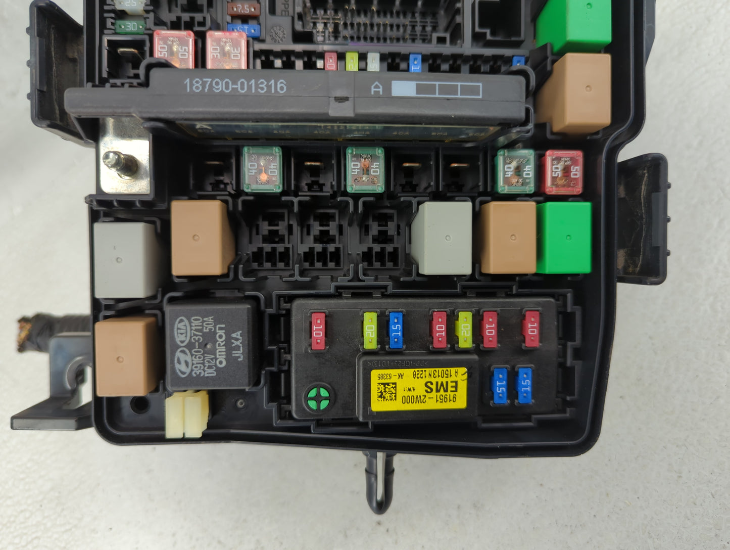 2015 Hyundai Santa Fe Fusebox Fuse Box Panel Relay Module P/N:91941-4Z011 Fits OEM Used Auto Parts - Oemusedautoparts1.com