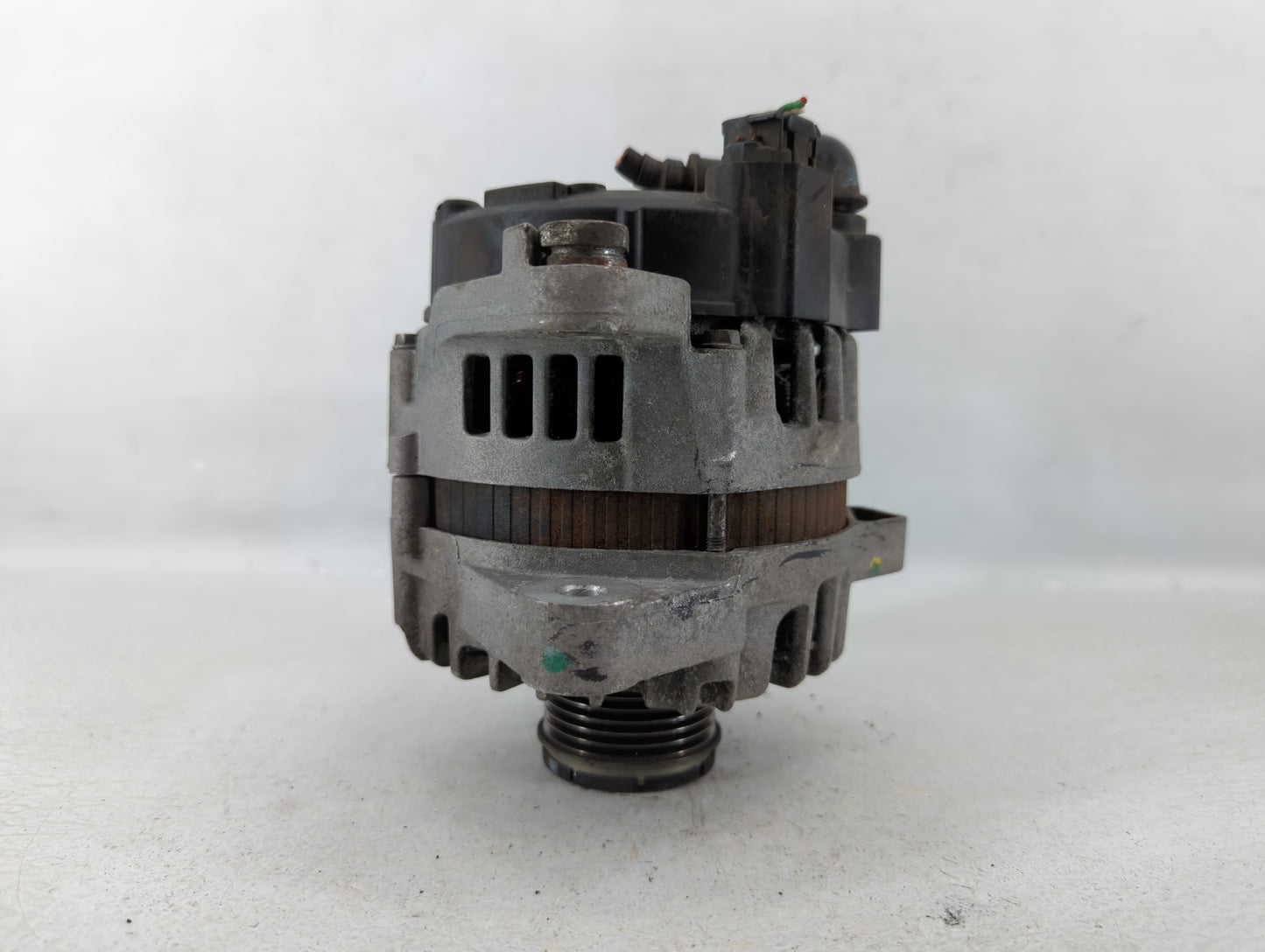 2015 Hyundai Santa Fe Alternator Replacement Generator Charging Assembly Engine OEM P/N:37300-2G850 Fits Fits 2014 OEM Used 