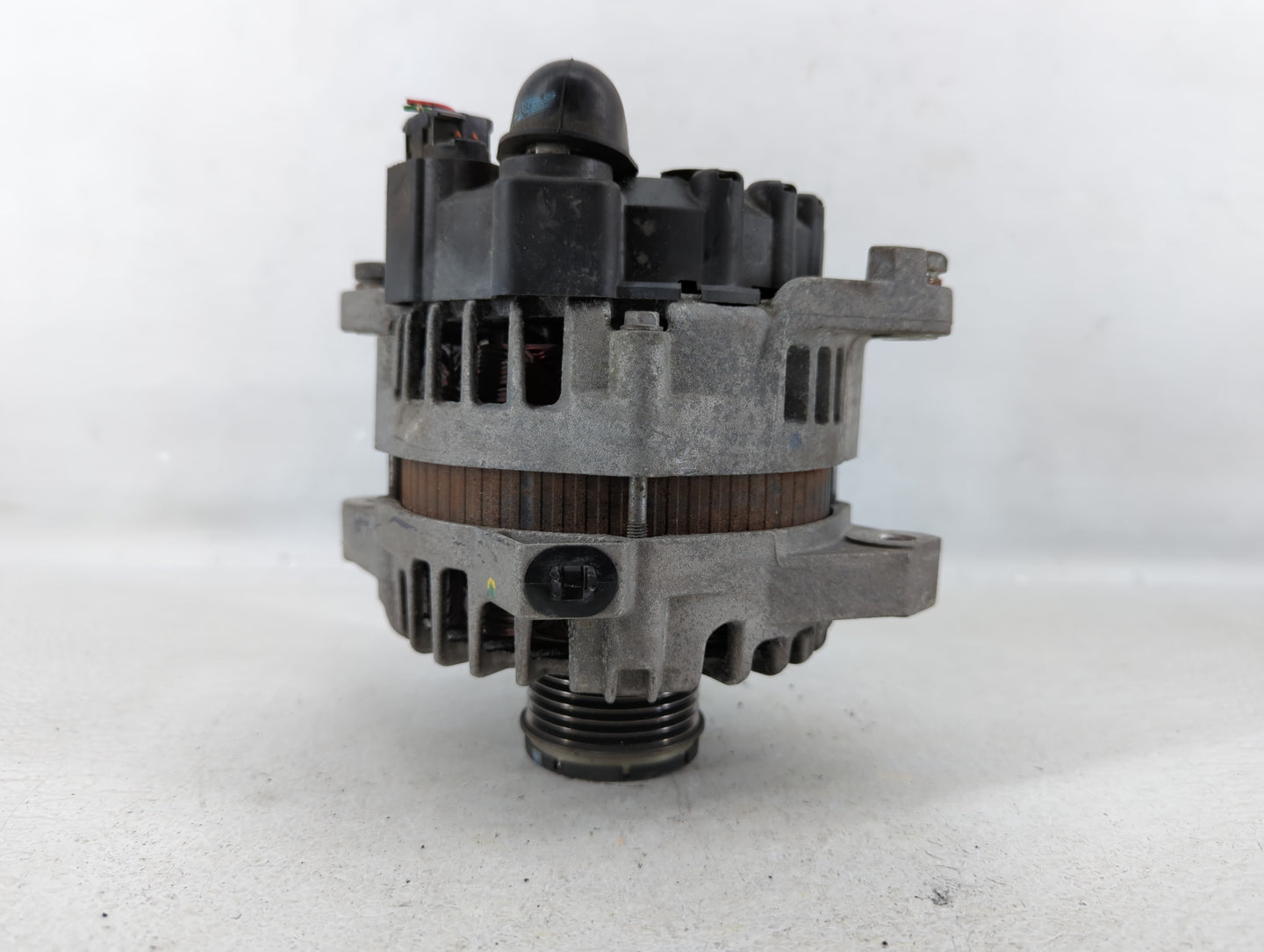 2015 Hyundai Santa Fe Alternator Replacement Generator Charging Assembly Engine OEM P/N:37300-2G850 Fits Fits 2014 OEM Used 