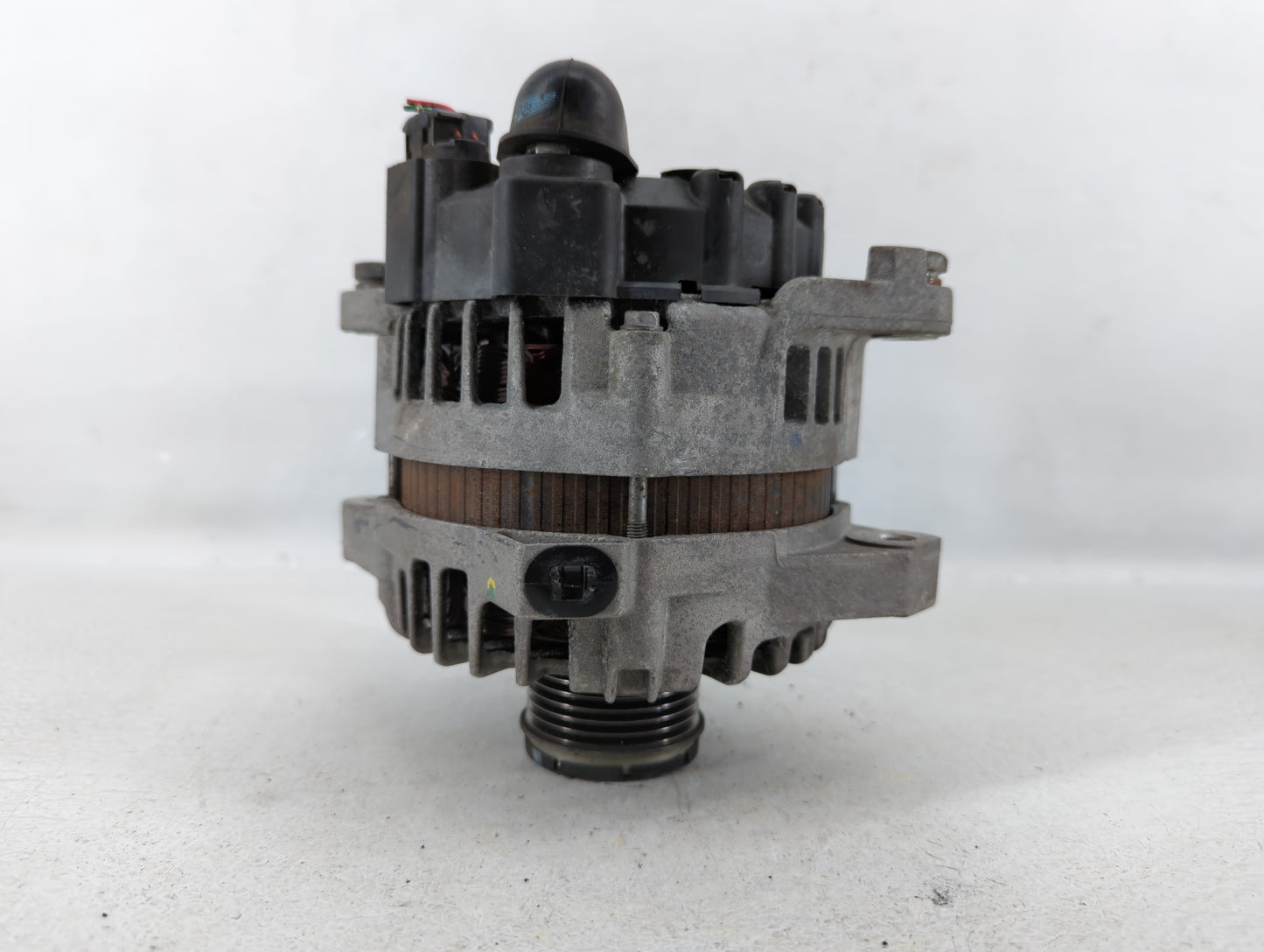 2015 Hyundai Santa Fe Alternator Replacement Generator Charging Assembly Engine OEM P/N:37300-2G850 Fits Fits 2014 OEM Used 