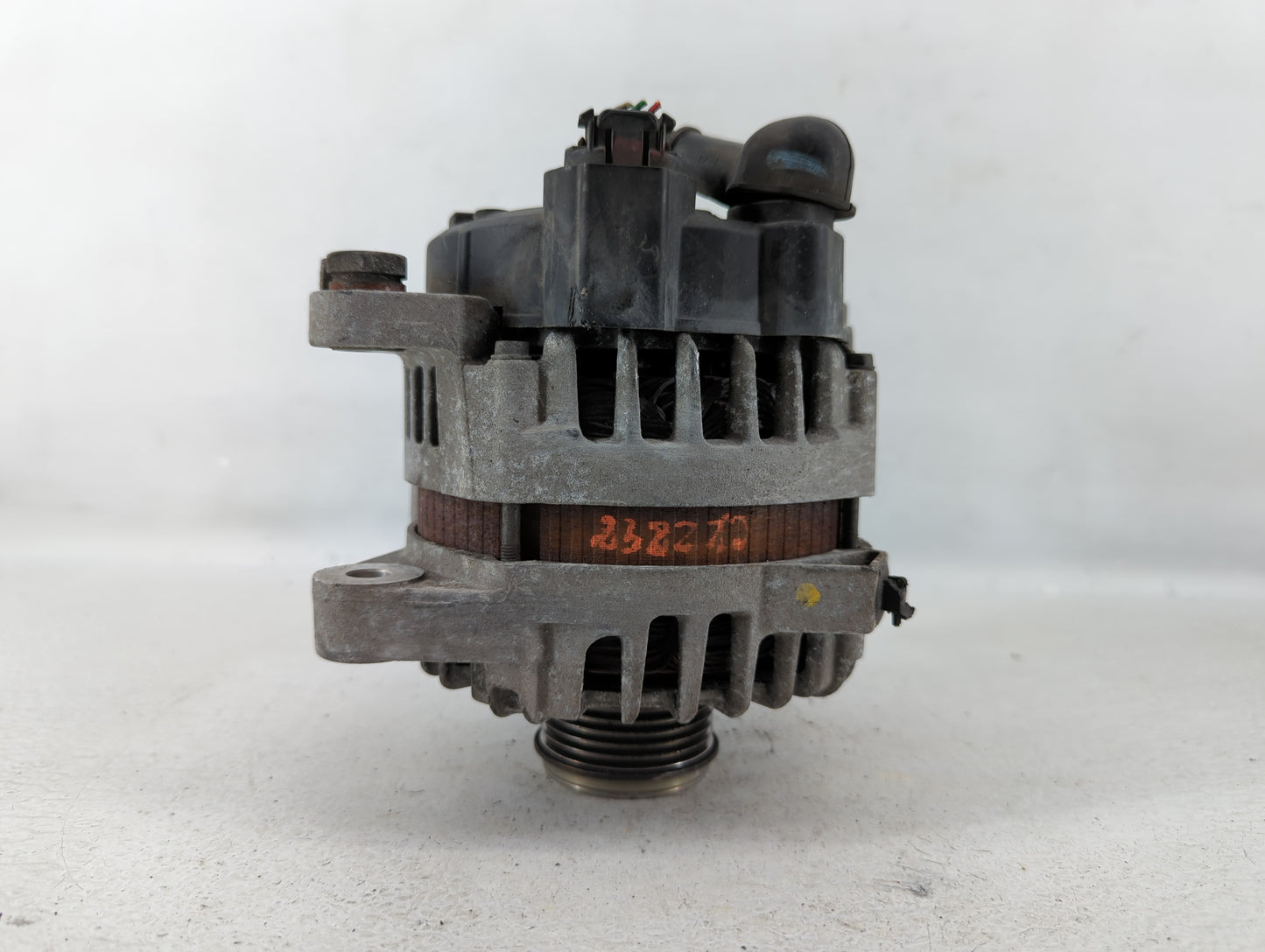 2015 Hyundai Santa Fe Alternator Replacement Generator Charging Assembly Engine OEM P/N:37300-2G850 Fits Fits 2014 OEM Used 