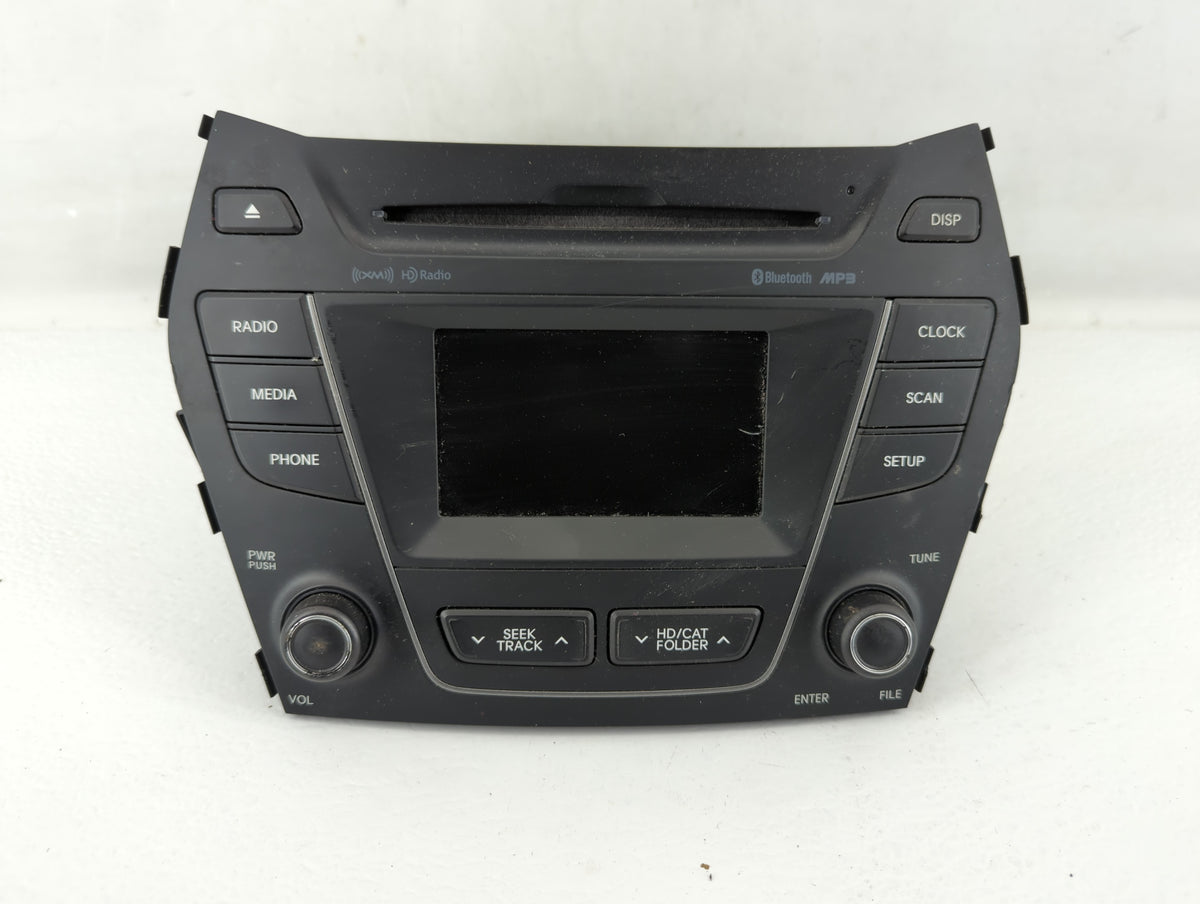 2013-2016 Hyundai Santa Fe Am Fm Cd Player Radio Receiver 573272 - Oemusedautoparts1.com