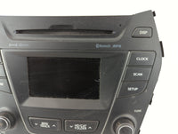 2013-2016 Hyundai Santa Fe Am Fm Cd Player Radio Receiver 573272 - Oemusedautoparts1.com