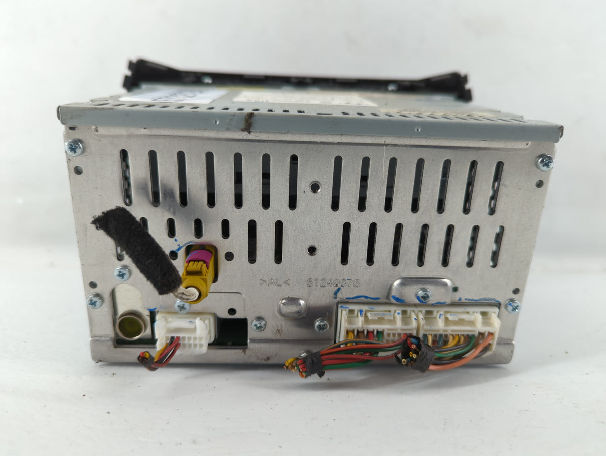 2013-2016 Hyundai Santa Fe Am Fm Cd Player Radio Receiver 573272 - Oemusedautoparts1.com