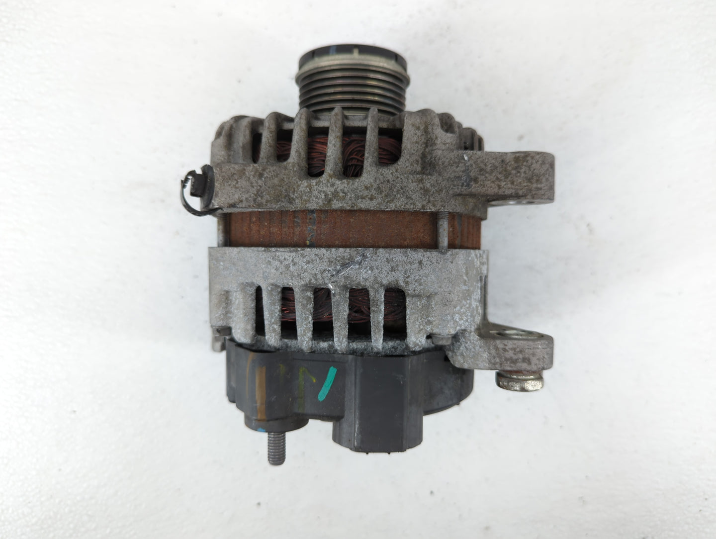 2015 Hyundai Santa Fe Alternator Replacement Generator Charging Assembly Engine OEM P/N:37300-2G850 Fits Fits 2014 OEM Used 