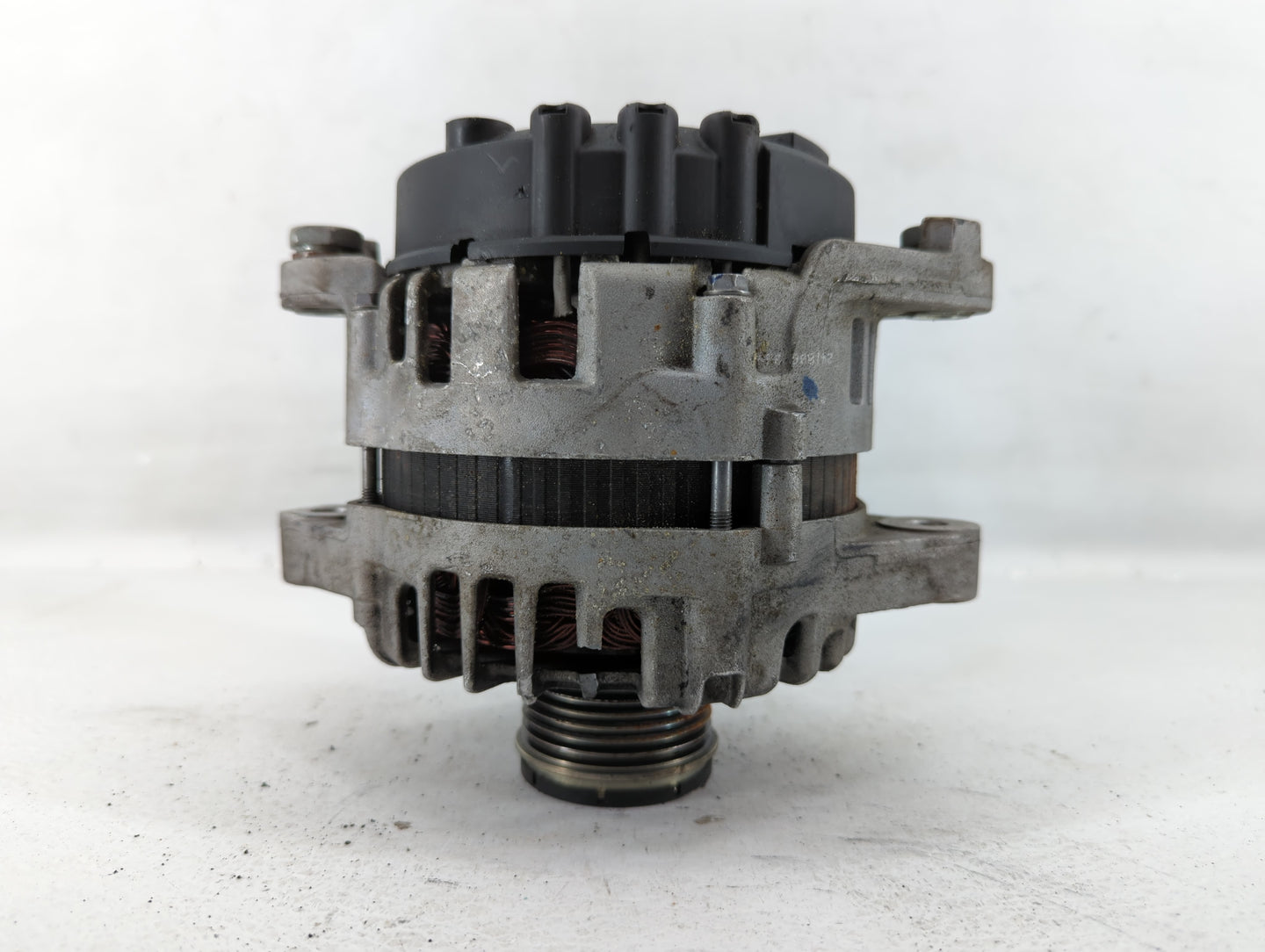 2015 Hyundai Santa Fe Alternator Replacement Generator Charging Assembly Engine OEM P/N:37300-2G850 Fits Fits 2014 OEM Used 