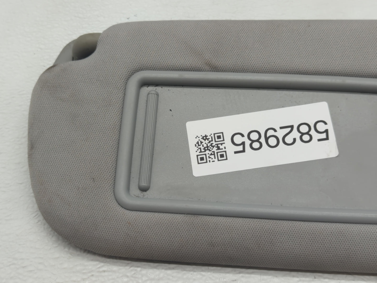 2013-2019 Hyundai Santa Fe Sun Visor Shade Replacement Driver Left Mirror Fits Fits 2013 2014 2015 2016 2017 2018 2019 OEM U