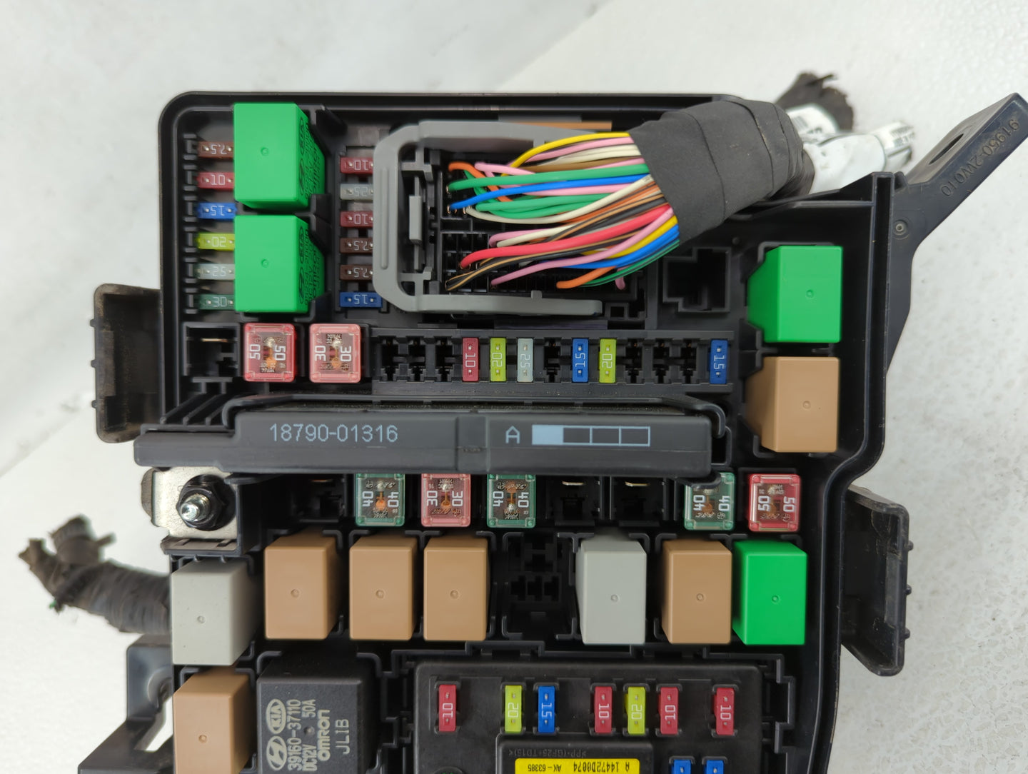 2015 Hyundai Santa Fe Fusebox Fuse Box Panel Relay Module P/N:91941-4Z011 Fits OEM Used Auto Parts - Oemusedautoparts1.com