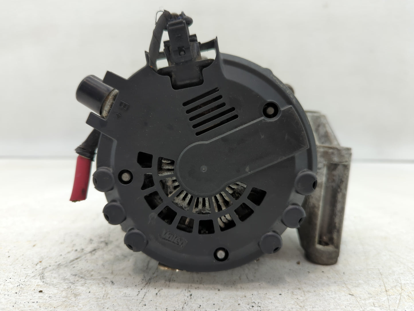 2015 Hyundai Santa Fe Alternator Replacement Generator Charging Assembly Engine OEM P/N:13588321 Fits Fits 2014 OEM Used Aut