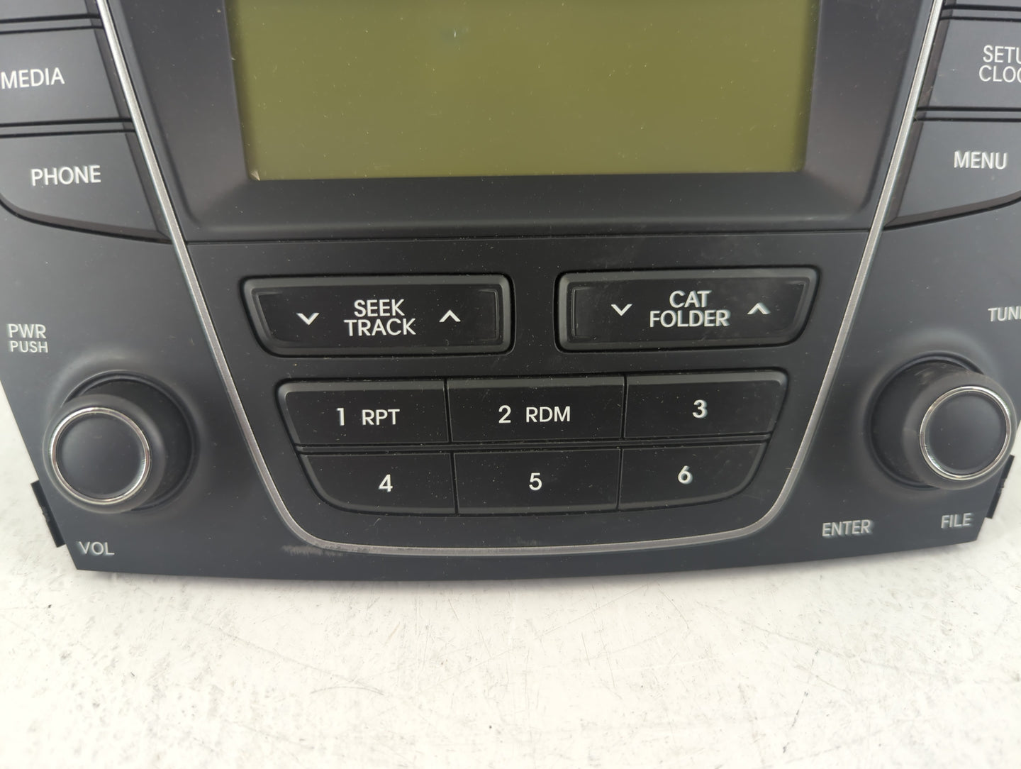 2015-2016 Hyundai Santa Fe Am Fm Cd Player Radio Receiver - Oemusedautoparts1.com