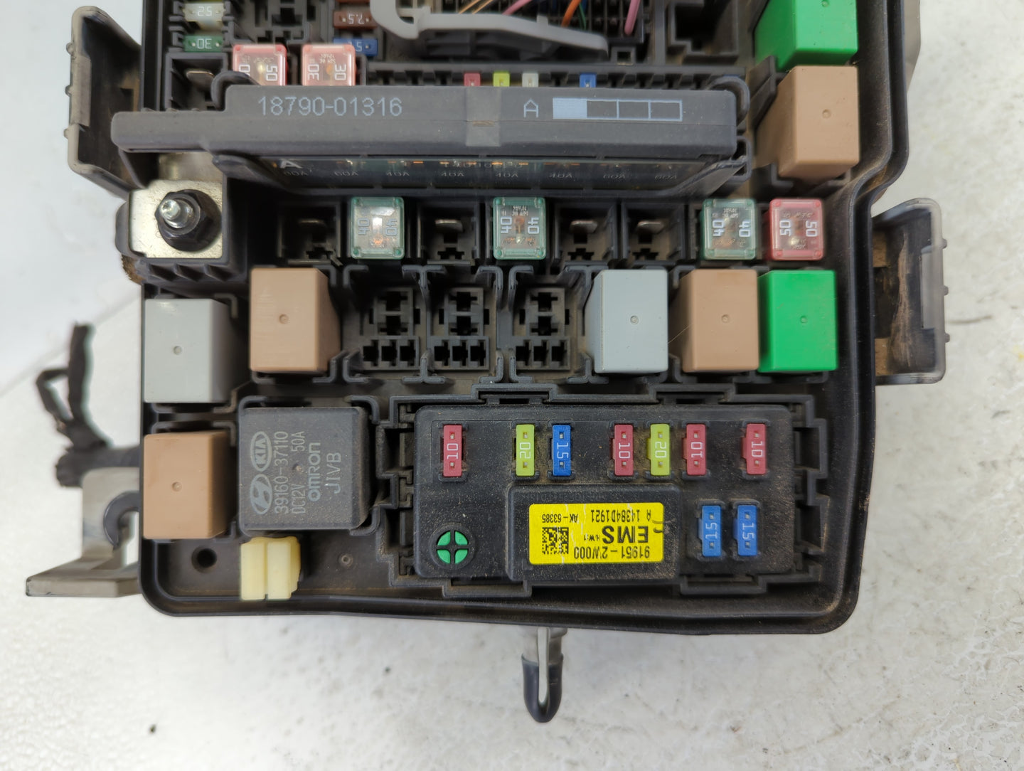 2015 Hyundai Santa Fe Fusebox Fuse Box Panel Relay Module P/N:91941-4Z011 Fits OEM Used Auto Parts - Oemusedautoparts1.com