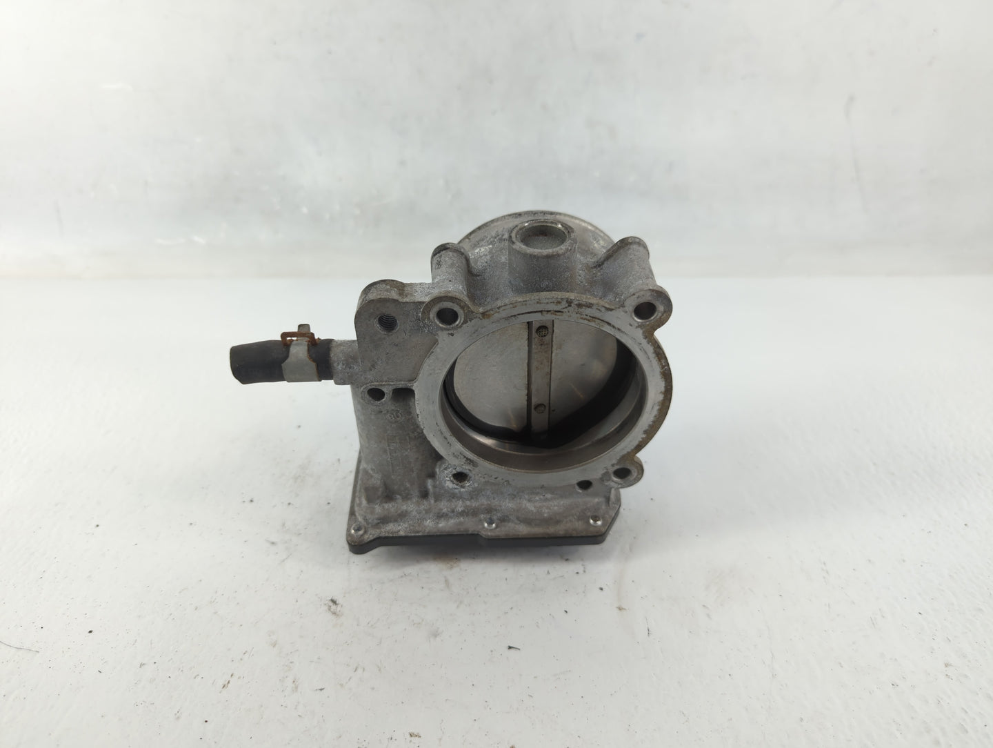 2013-2018 Hyundai Santa Fe Throttle Body P/N:35100-3CAA0 Fits Fits 2012 2013 2014 2015 2016 2017 2018 OEM Used Auto Parts - 