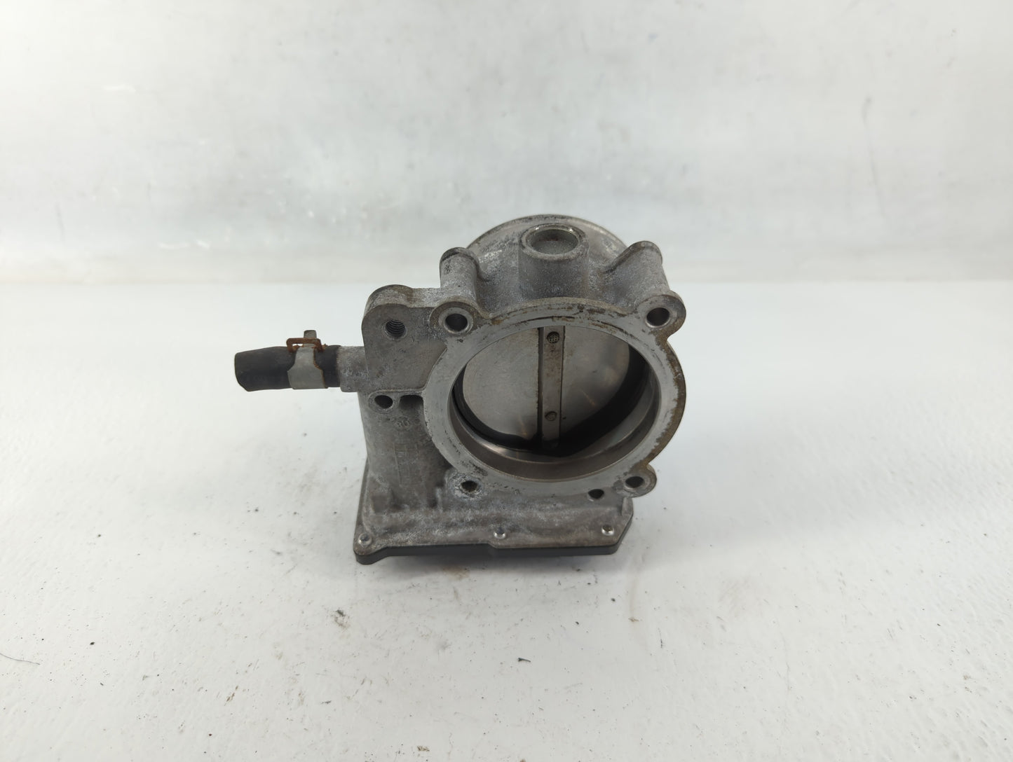 2013-2018 Hyundai Santa Fe Throttle Body P/N:35100-3CAA0 Fits Fits 2012 2013 2014 2015 2016 2017 2018 OEM Used Auto Parts - 