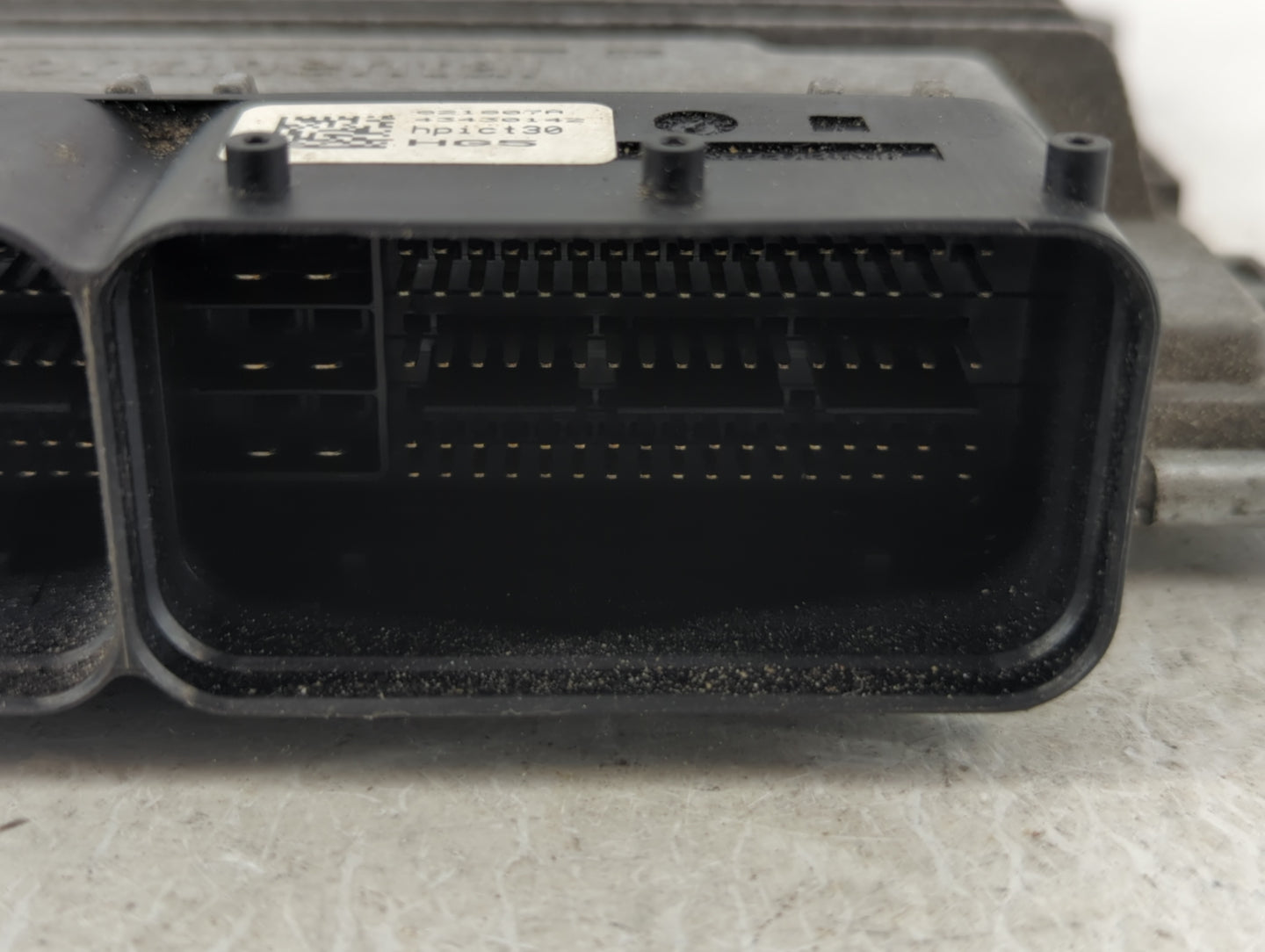 2015 Hyundai Santa Fe PCM Engine Control Computer ECU ECM PCU OEM P/N:39130-2GAG2 39100-2GAG2 Fits OEM Used Auto Parts - Oem